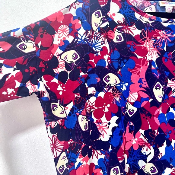 New LuLaRoe Maleficent Multicolor Floral Top Medium - Picture 4 of 6